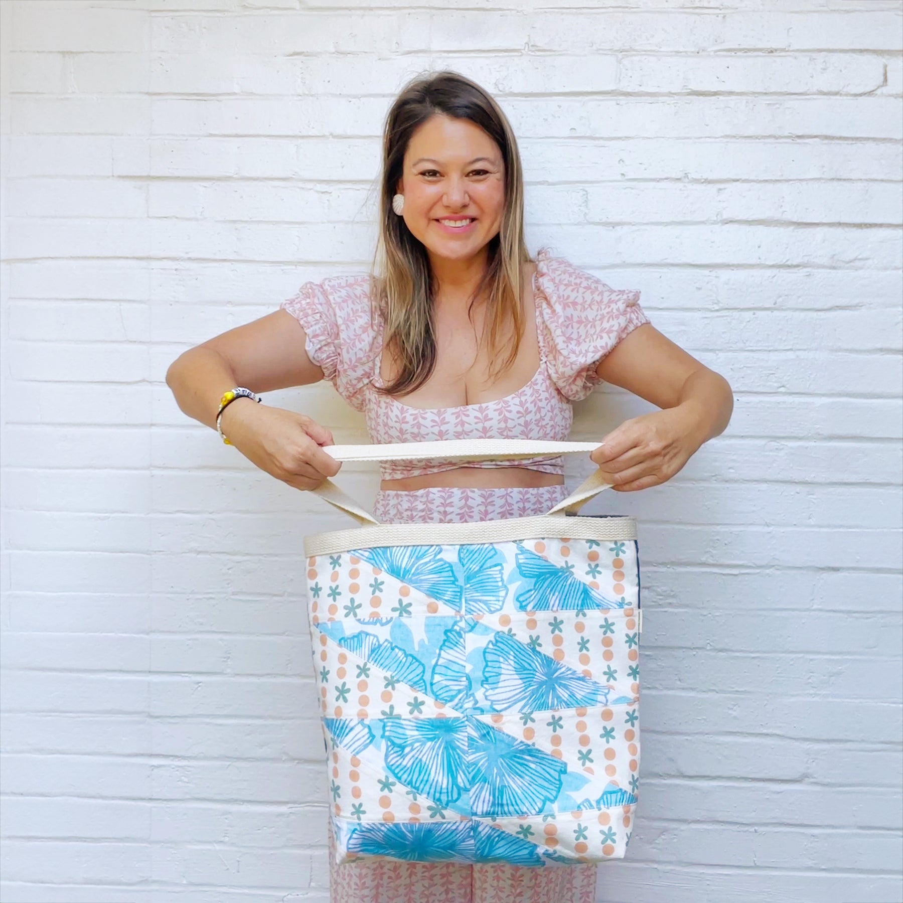 Mini Holoholo Patchwork Tote • Sand Dollars + Seaflowers