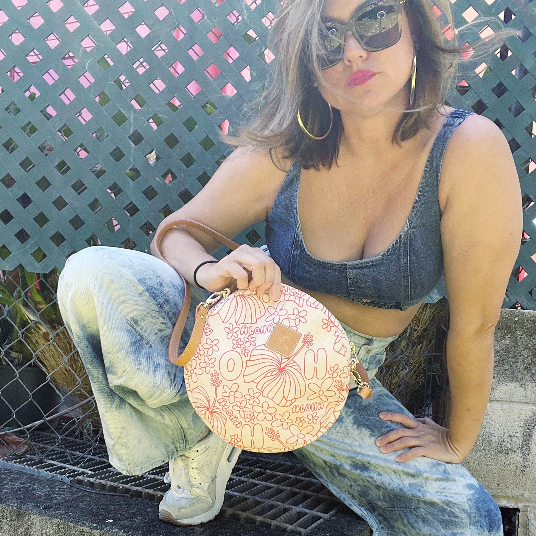 Roundie Cross Body • Aloha Dee - Lite • Groove is in the Heart - Jana Lam Hawaii