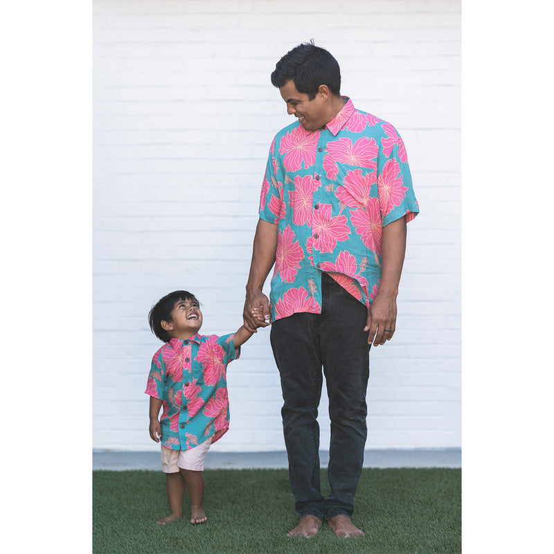 Men's Kahana Button-Up • Hibiscus in Guava Breeze